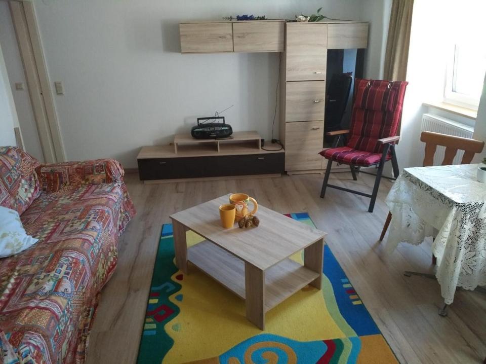 Kobold'S Ferienwohnung Im Ehem Gasthaus Hirschen In Ay Bierbronnen Buitenkant foto