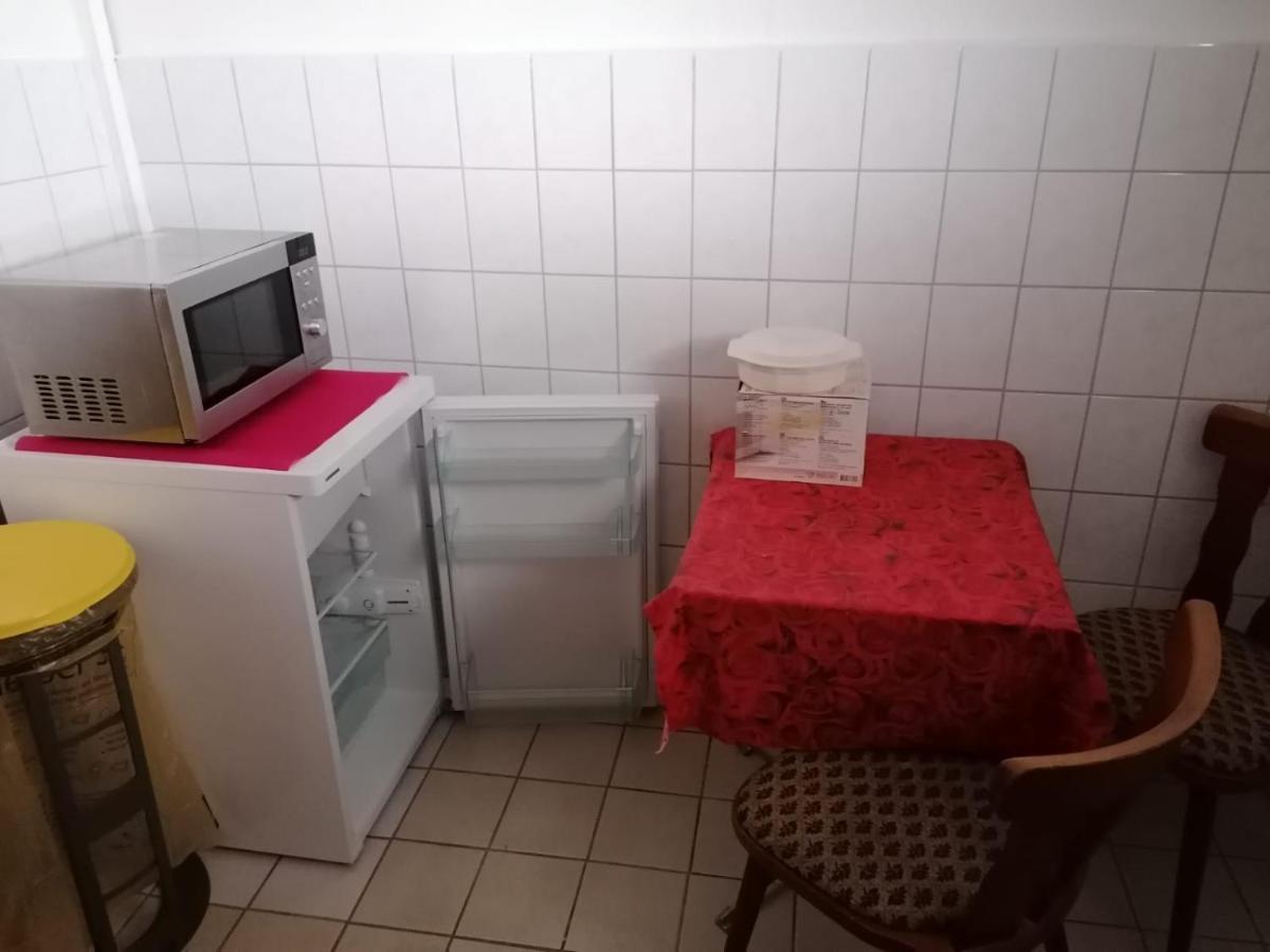 Kobold'S Ferienwohnung Im Ehem Gasthaus Hirschen In Ay Bierbronnen Buitenkant foto